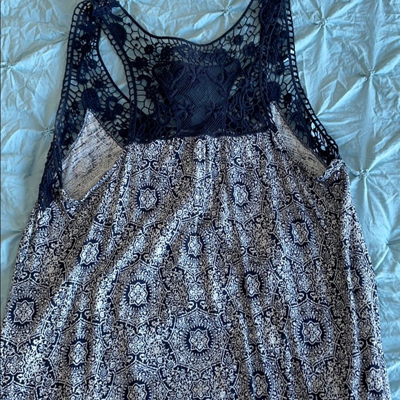 Tank top - Picture 3 of 3